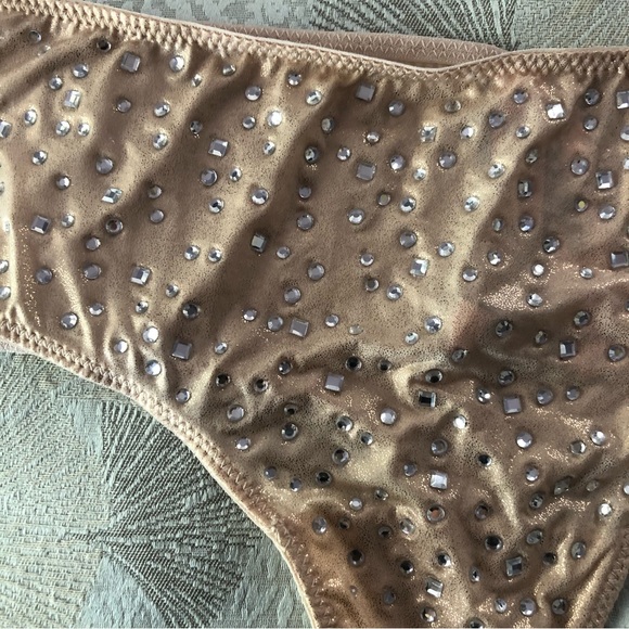 Victorias Secret crystal shimmer bra and panty set New - Picture 9 of 11